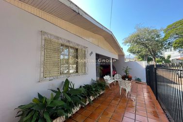 Casa &agrave; venda - 122m&sup2; - Centro