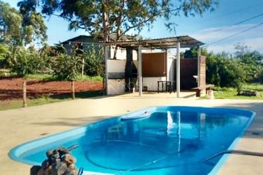 Ch&aacute;cara &agrave; venda - 4000m&sup2; - Centro