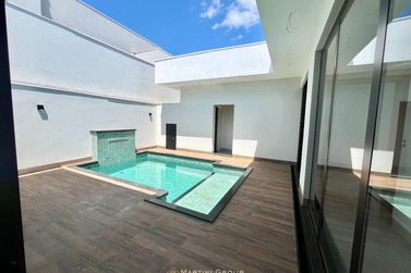 Casa &agrave; venda - 200m&sup2; - Condom&iacute;nio Arauc&aacute;ria
