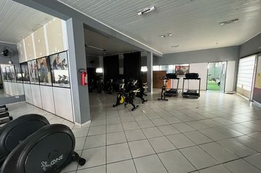 Ponto Comercial para alugar - 337m&sup2; - Centro