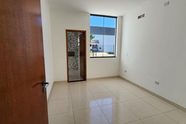 Casa &agrave; venda - 80m&sup2; - JARDIM PORTO SEGURO