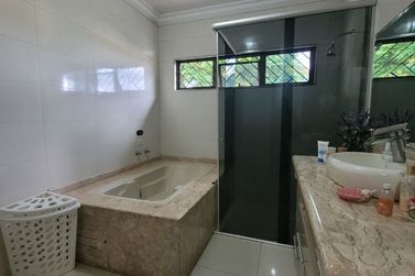 Casa &agrave; venda - 302m&sup2; - Centro