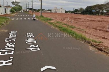 Terreno &agrave; venda - 330m&sup2; - Monte Cristo