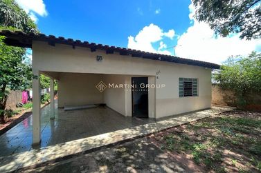 Casa &agrave; venda - 600m&sup2; - Jardim Santos Dumont