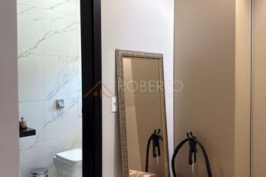 Casa &agrave; venda - 318m&sup2; - Centro