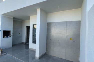 Casa &agrave; venda - 92m&sup2; - Ch&aacute;caras Jaragu&aacute;