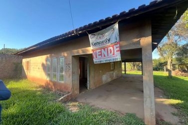 Ch&aacute;cara &agrave; venda - Sumar&eacute;