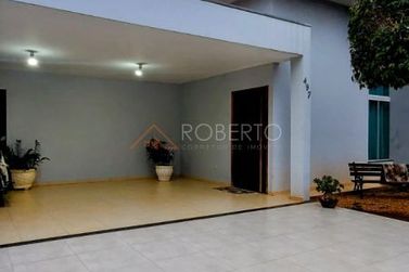 Casa &agrave; venda - 332m&sup2; - Jardim Nossa Senhora de F&aacute;tima