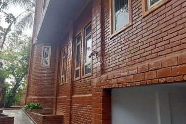 Sobrado &agrave; venda - 250m&sup2; - Centro