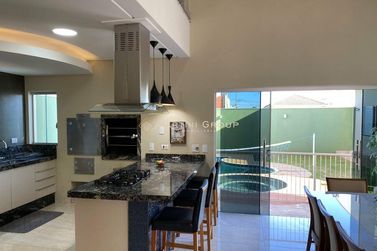 Casa &agrave; venda - 263m&sup2; - Condom&iacute;nio Royal Park