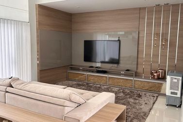 Casa &agrave; venda - 450m&sup2; - Condom&iacute;nio Mont Blanc