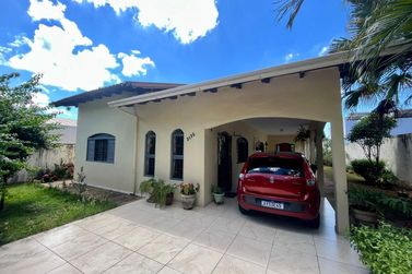 Casa &agrave; venda - 174m&sup2; - Centro