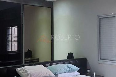 Casa &agrave; venda - 600m&sup2; - Jardim Santos Dumont
