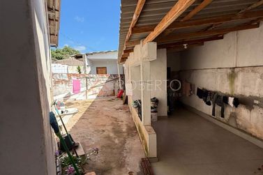 Casa &agrave; venda - 224m&sup2; - Centro