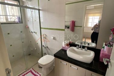 Casa &agrave; venda - 375m&sup2; - Jardim Guanabara