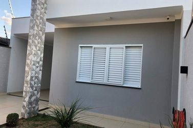 Casa &agrave; venda - 110m&sup2; - Jardim Santos Dumont
