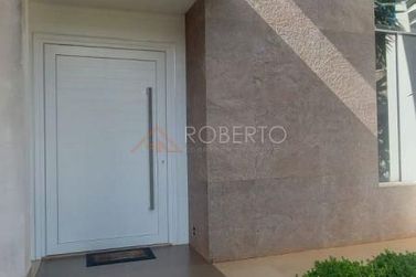 Casa &agrave; venda - 600m&sup2; - Jardim Santos Dumont