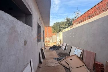 Casa &agrave; venda - 200m&sup2; - Vila Prud&ecirc;ncio