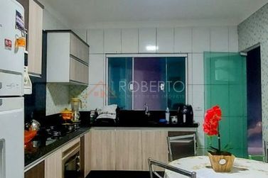 Casa &agrave; venda - 332m&sup2; - Jardim Nossa Senhora de F&aacute;tima