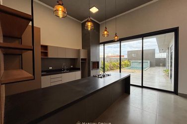 Casa &agrave; venda - 195m&sup2; - Condom&iacute;nio Parthenon