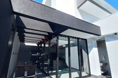 Casa &agrave; venda - 390m&sup2; - MONTE CRISTO