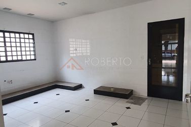 Sobrado &agrave; venda - 380m&sup2; - Centro