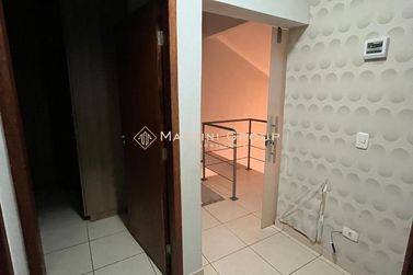 Sobrado &agrave; venda - 174m&sup2; - Jardim Ouro Branco