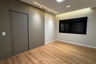 Casa &agrave; venda - 249m&sup2; - Condom&iacute;nio Gran Triunfo