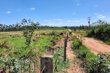 Ch&aacute;cara &agrave; venda - 24200m&sup2; - Sumar&eacute;