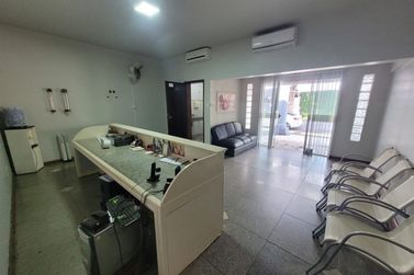 Sala Comercial para alugar - 100m&sup2; - Centro