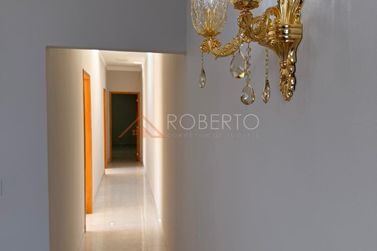 Casa &agrave; venda - 300m&sup2; - Jardim Ouro Branco
