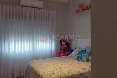 Casa &agrave; venda - 450m&sup2; - Jardim Asa Branca