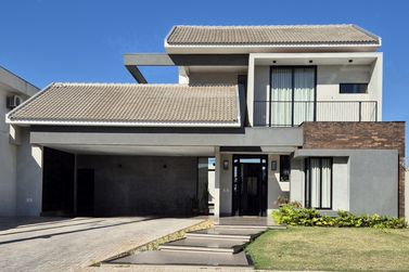 Casa &agrave; venda - 270m&sup2; - Centro
