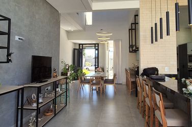 Casa &agrave; venda - 270m&sup2; - Centro