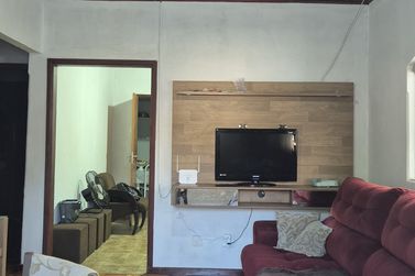 Casa &agrave; venda - 120m&sup2; - Centro