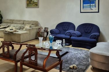 Casa &agrave; venda - 324m&sup2; - Centro