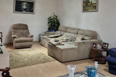 Casa &agrave; venda - 324m&sup2; - Centro