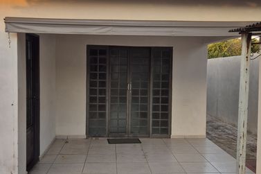 Casa &agrave; venda - 140m&sup2; - Centro