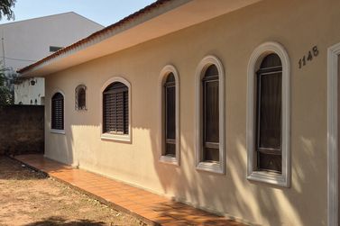 Casa &agrave; venda - 170m&sup2; - Centro