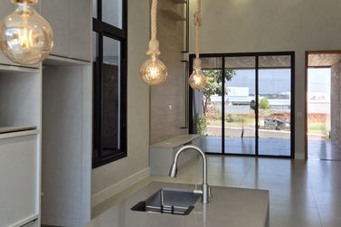 Casa &agrave; venda - 250m&sup2; - Cond Parthenon 