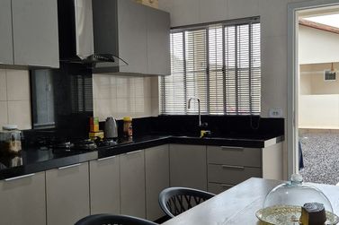 Casa &agrave; venda - 130m&sup2; - Graciosa