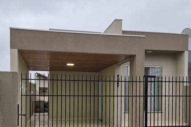 Casa &agrave; venda - 130m&sup2; - Graciosa