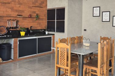Casa &agrave; venda - 140m&sup2; - Centro