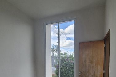 Casa &agrave; venda - 100m&sup2; - Centro