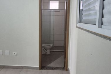 Casa &agrave; venda - 100m&sup2; - Centro