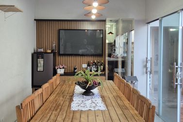 Casa &agrave; venda - 185m&sup2; - SUMARE