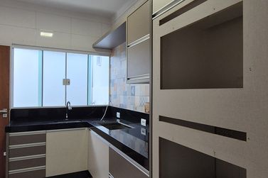 Casa &agrave; venda - 110m&sup2; - Santos Dumont