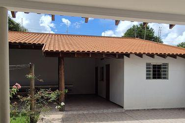 Casa &agrave; venda - 230m&sup2; - JD S Jorge 