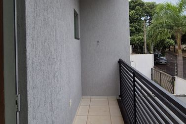 Sobrado &agrave; venda - 130m&sup2; - JD Ouro Branco 