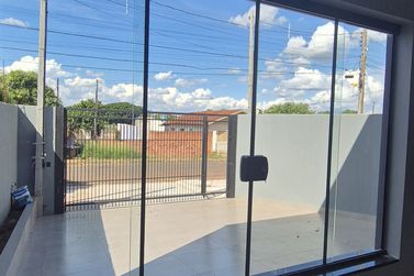 Casa &agrave; venda - 60m&sup2; - Jardim Ipe